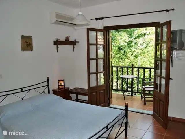 pension / guesthouse / privékamer huren in Griekenland, Pilion, Platania – Villa Katerina - Achilles Villa Katerina - Achilles Studio - Tweepersoonsbed en eigen balkon