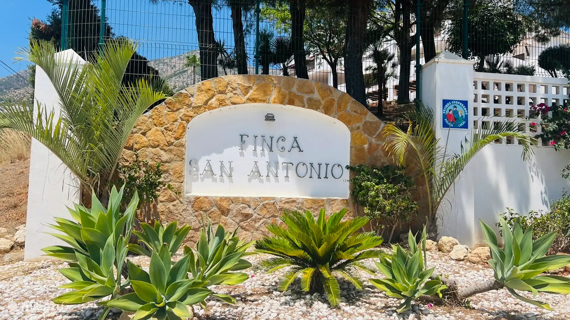 Entrada a nuestra calle