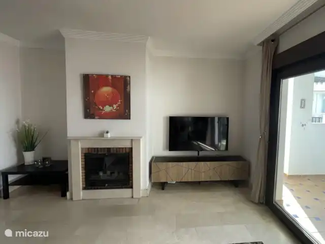 Finca San Antonio - Luxe Appartement huren in Spanje, Andalusië, Mijas - appartement De woonkamer is uitgerust met alles wat je nodig hebt om te ontspannen: