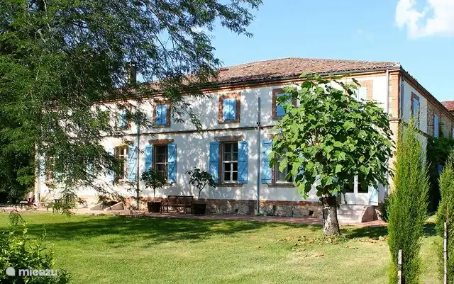 manor / castle, Larrazet, Tarn-et-Garonne, France - La Grande Maison de Migou