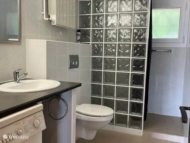 Location de Vacances Espagne, Costa Brava, L'Estartit, bungalow - Palmeras Estartit C La salle de bain