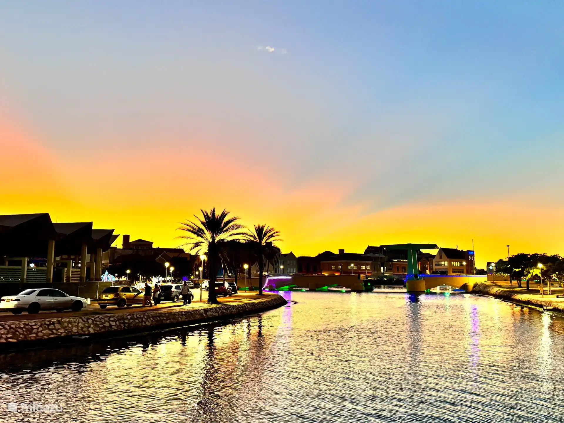 Less than a 20-minute drive takes you to the center of Willemstad.