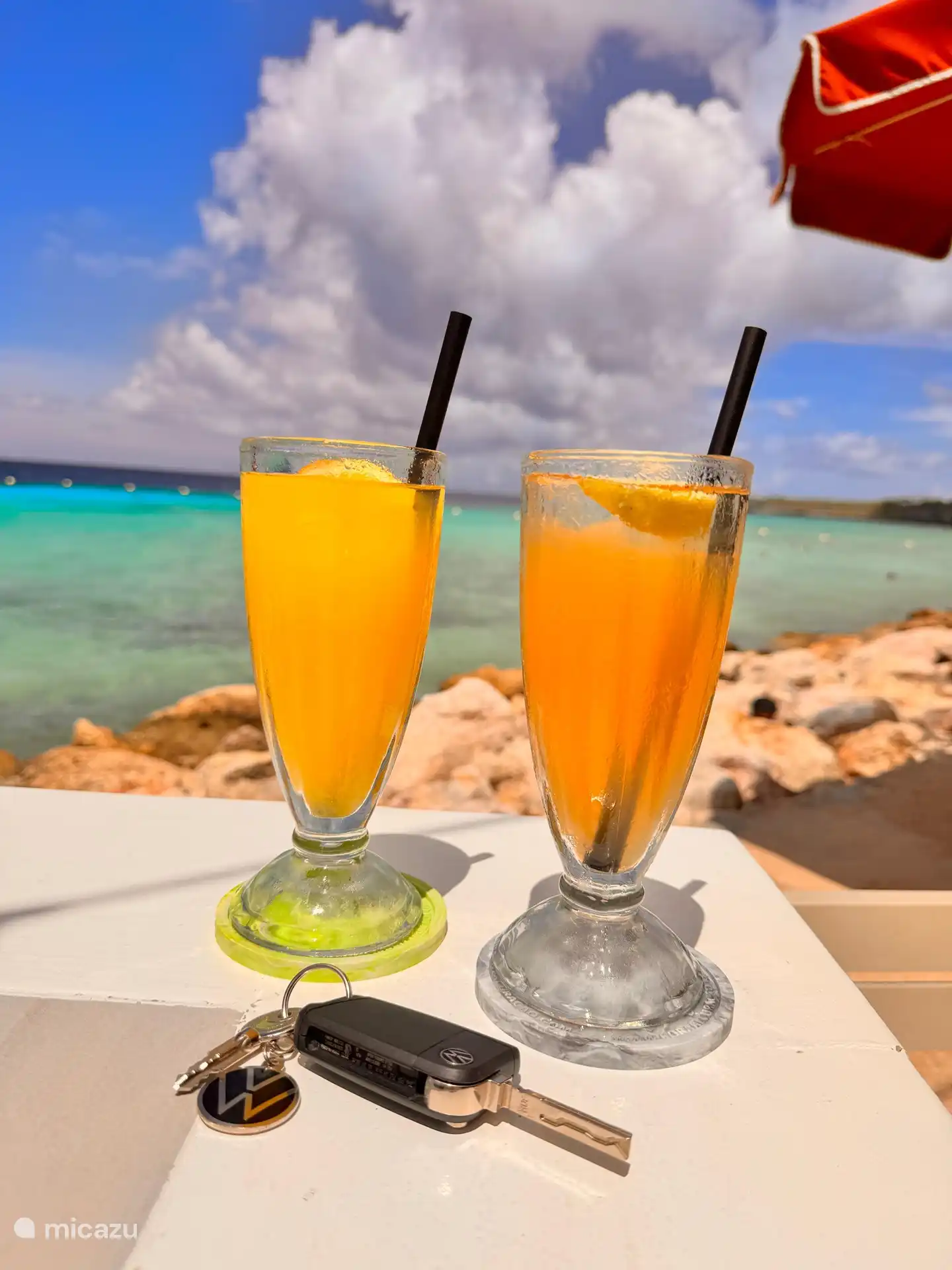 Enjoy delicious cocktails less than a 10-minute drive away. We can tell you exactly where to go.