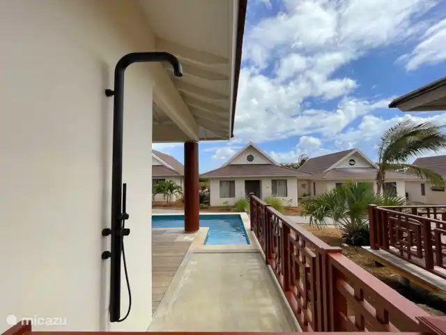 Location de Vacances Curaçao, Curaçao-Centre, Blue Bay, villa - Villa Jazmyn 26@Blue Bay Curaçao Douche extérieure