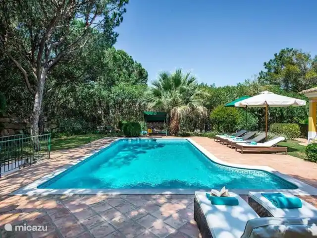 Villa Descanso | Portugal, Algarve, Quinta Do Lago - villa Piscine avec chaises longues
