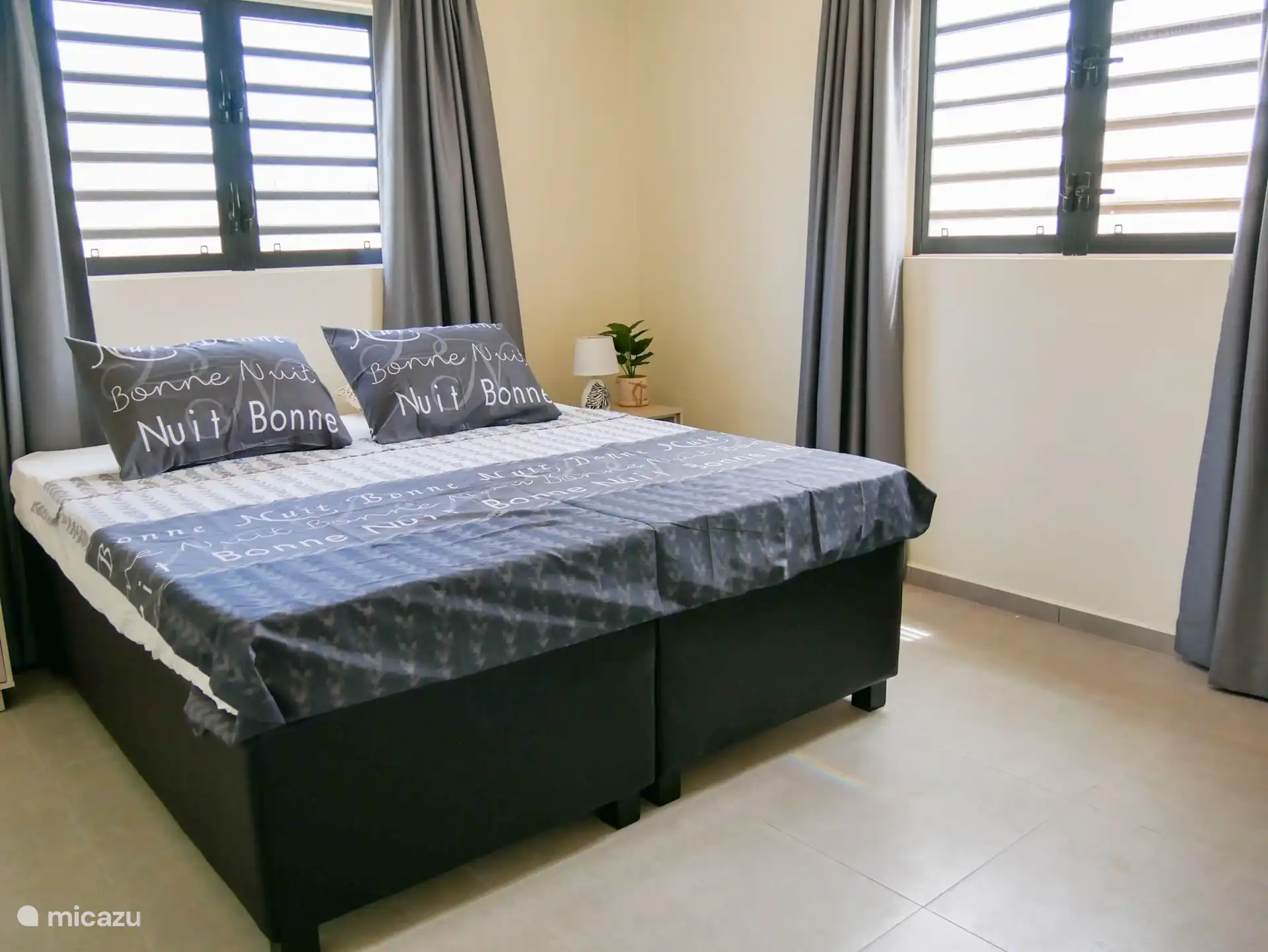 Schlafzimmer mit Klimaanlage alle