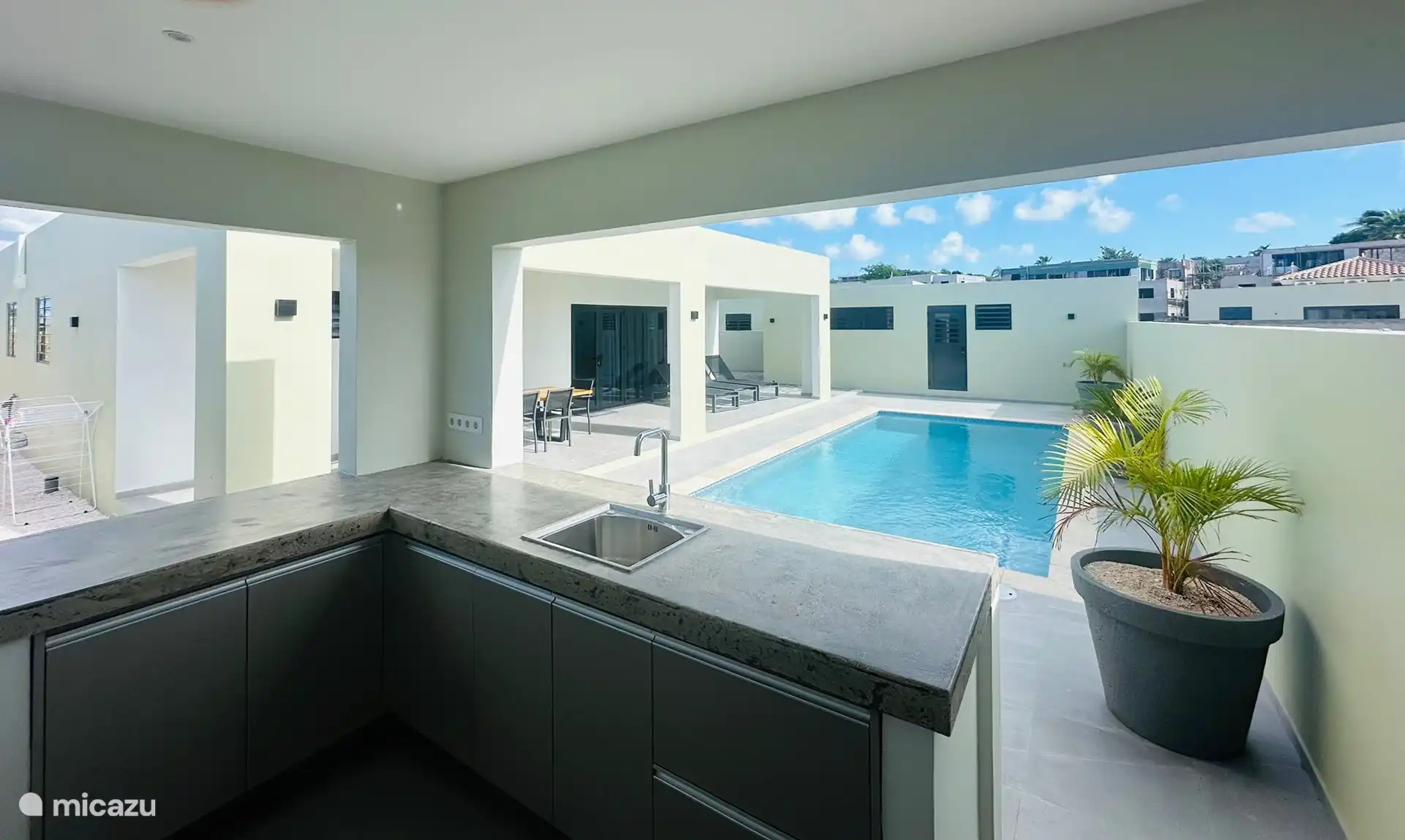 Schwimmbad 8x4 Meter