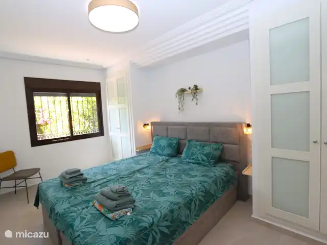 Location de Vacances Espagne, Costa Blanca, Orihuela Costa, appartement - Spacieux et relaxant avec spa et remise en forme Chambre avec lit double