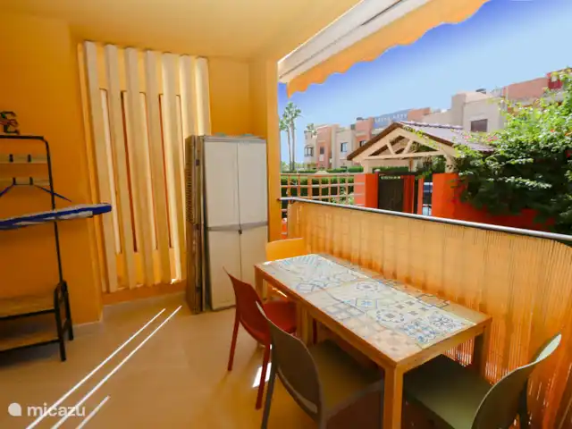 Location de Vacances Espagne, Costa Blanca, Orihuela Costa, appartement - Spacieux et relaxant avec spa et remise en forme Terrasse couverte avec mobilier de jardin confortable