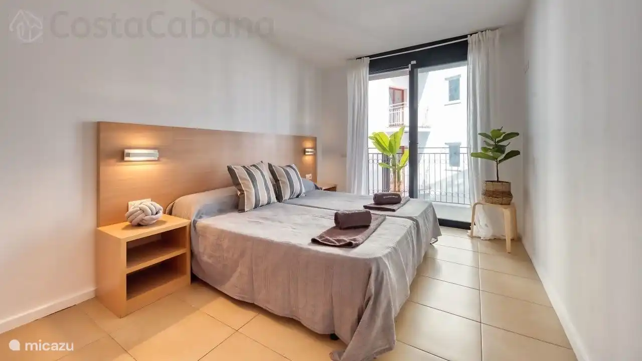 Schöne helle Wohnung mit Balkon und Gemeinschaftspool im Zentrum von Lloret!