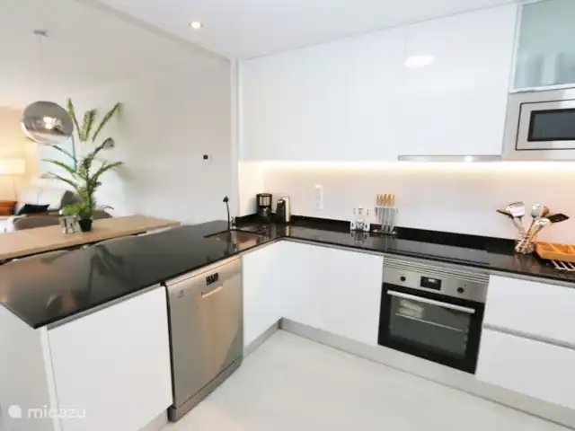 Appartement de 3 pièces à Flamenca Village | Espagne, Costa Blanca, Orihuela Costa - appartement Cuisine spacieuse