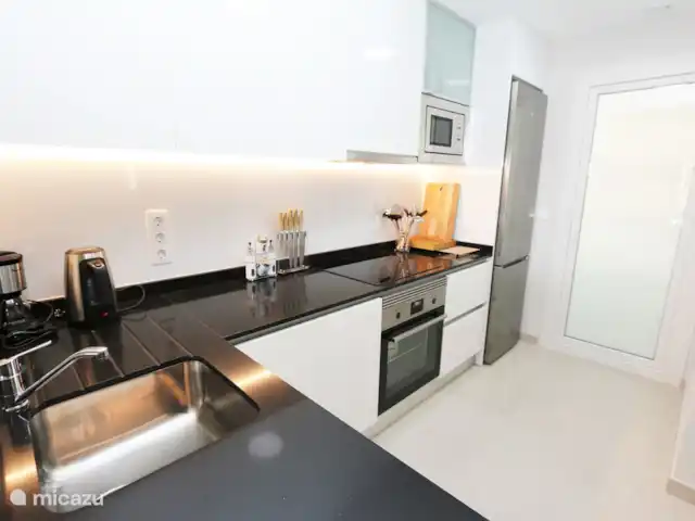 Appartement de 3 pièces à Flamenca Village | Espagne, Costa Blanca, Orihuela Costa - appartement Cuisine spacieuse