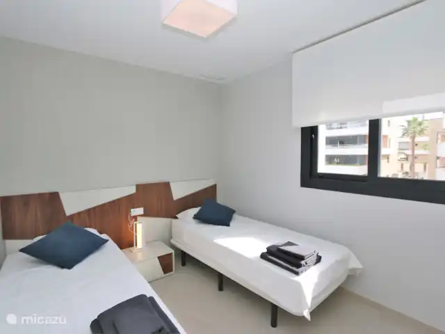 Appartement de 3 pièces à Flamenca Village | Espagne, Costa Blanca, Orihuela Costa - appartement Chambre avec deux lits simples