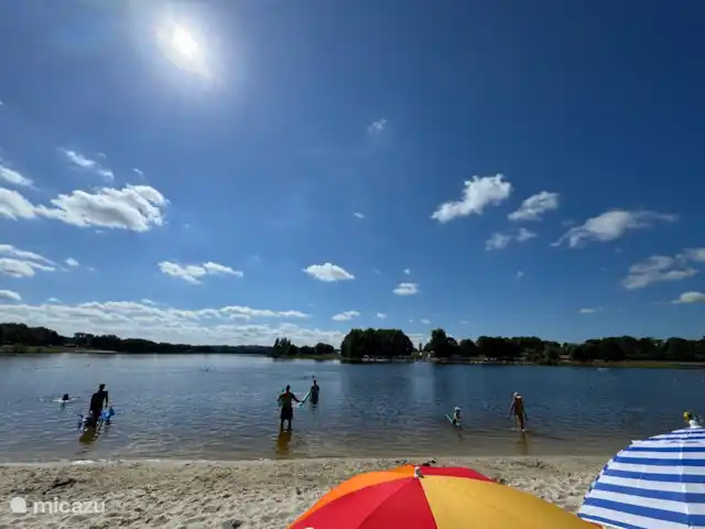 Location de Vacances France, Charente, Écuras, maison de vacances - Le Chat 217 Le Camelot Plage du 16, Pressignac