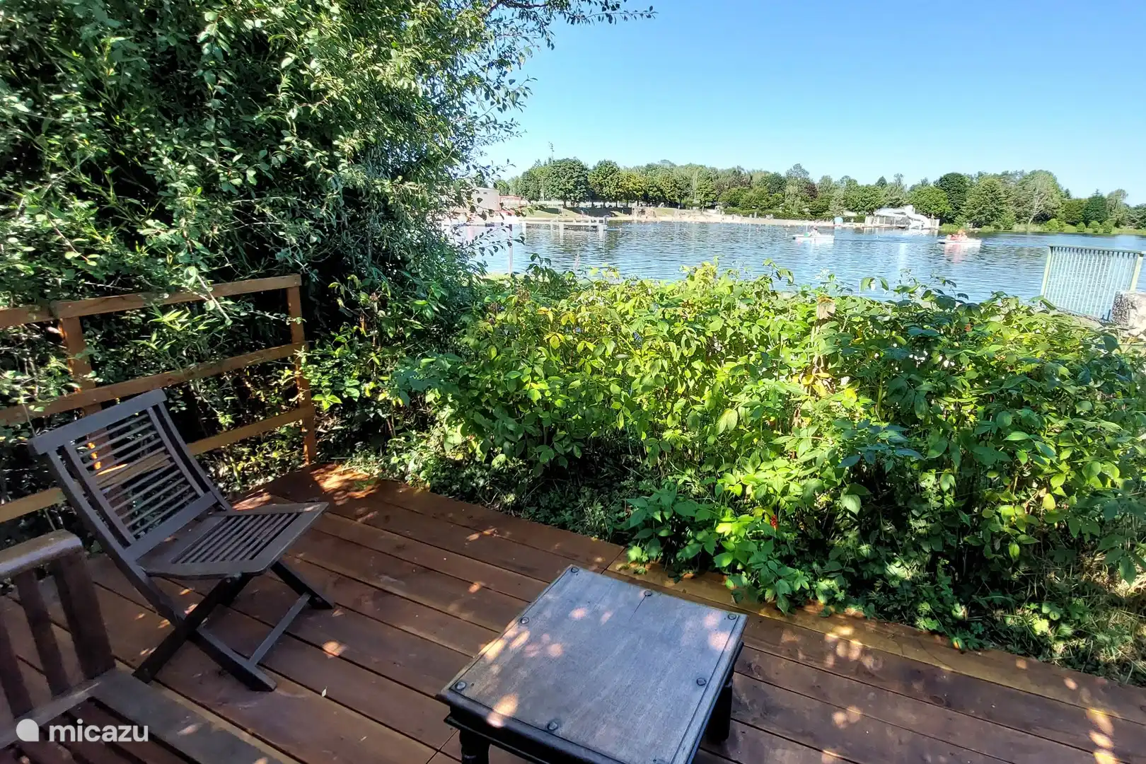 Terrasse mit Seeblick