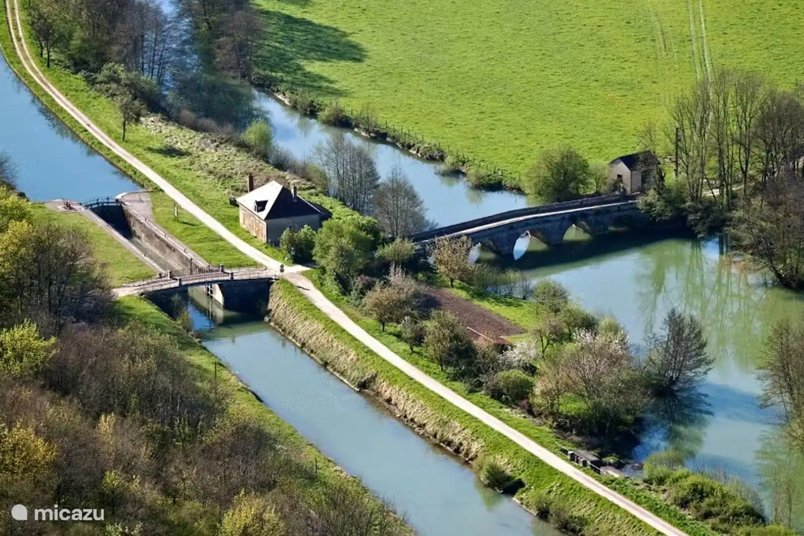 Canal de Bourgogne