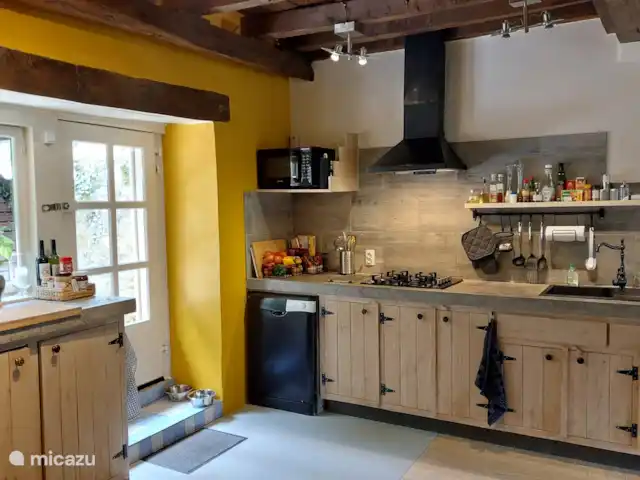 Moulin Fouché | Le Moulin | France, Côte-d'Or, Arnay-le-Duc - gîte / cottage La cuisine est entièrement équipée