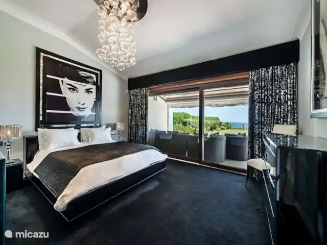 Villa Premier | Portugal, Algarve, Olhos De Agua - villa Chambre