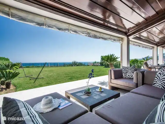 Villa Premier | Portugal, Algarve, Olhos De Agua - villa Salon avec vue