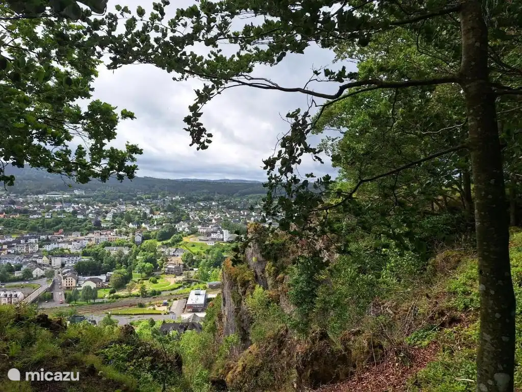 Die Gerolsteiner Dolomiten !

Meine Güte, was für schöne Spaziergänge man hier machen kann