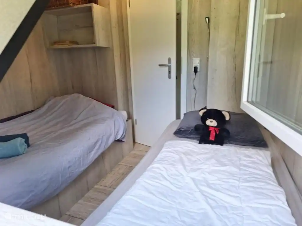 Zweites der drei Schlafzimmer