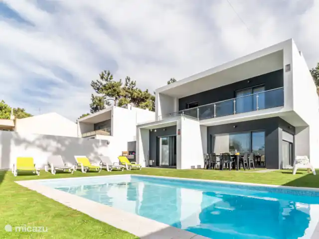 Villa Alvares huren in Portugal, Lissabon Kust, Costa Da Caparica - villa Villa Alvares huren in Portugal, Lissabon Kust, Costa Da Caparica - villa