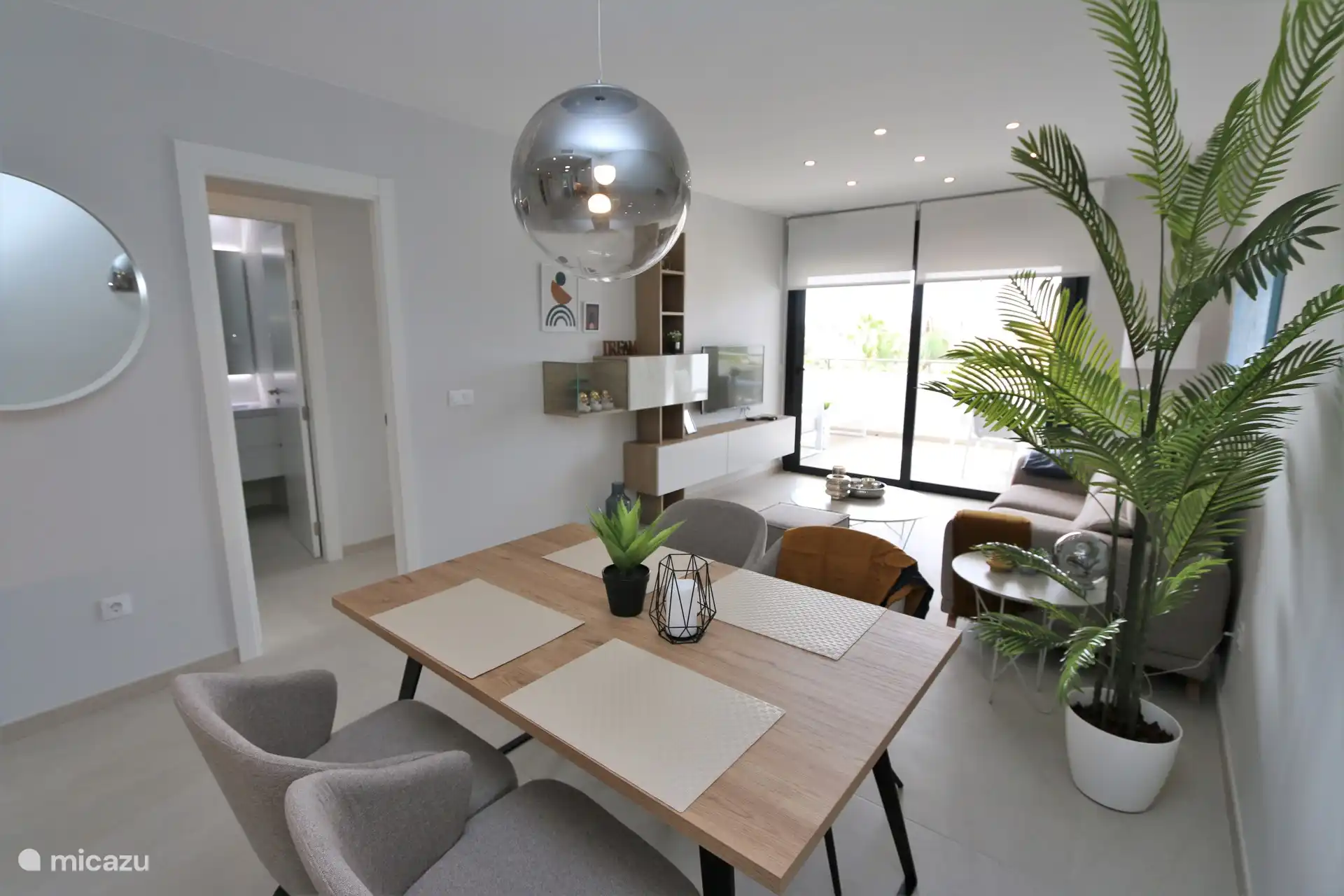 Salle à manger et salon