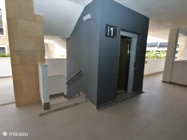 Apartamento de lujo en Flamenca Village en España, Costa Blanca, Orihuela Costa - apartamento Levantar
