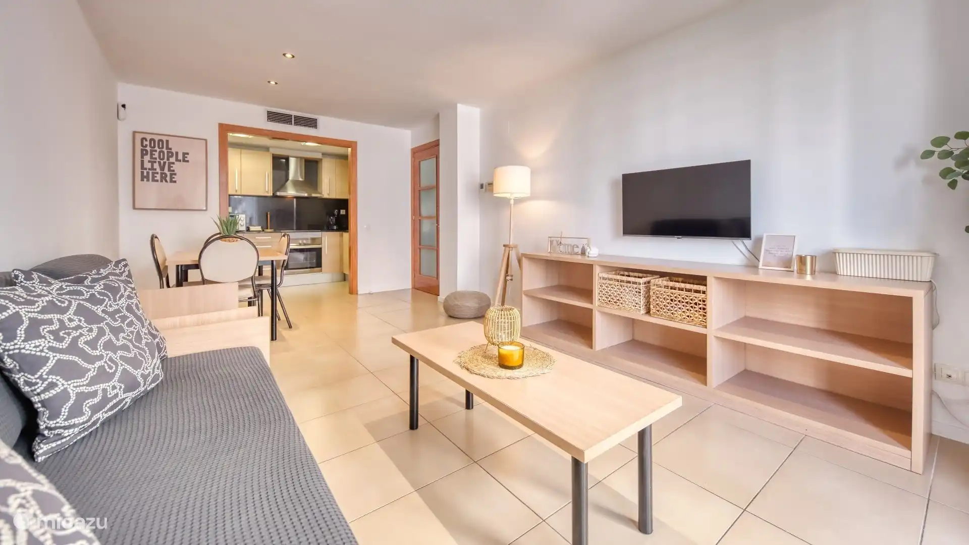 Moderne Wohnung mit Balkon und Gemeinschaftspool im Zentrum von Lloret!