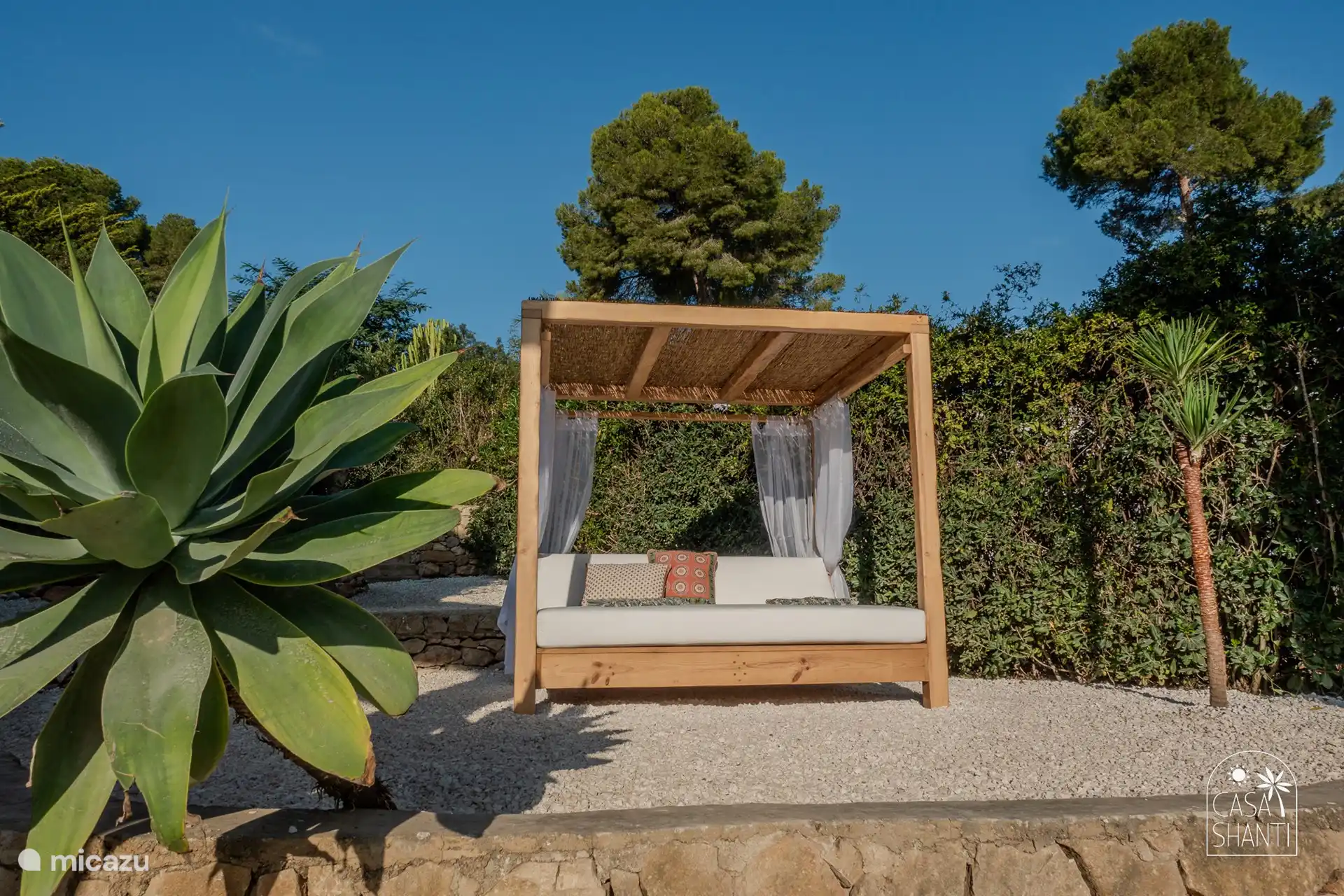 Das balinesische Bett.