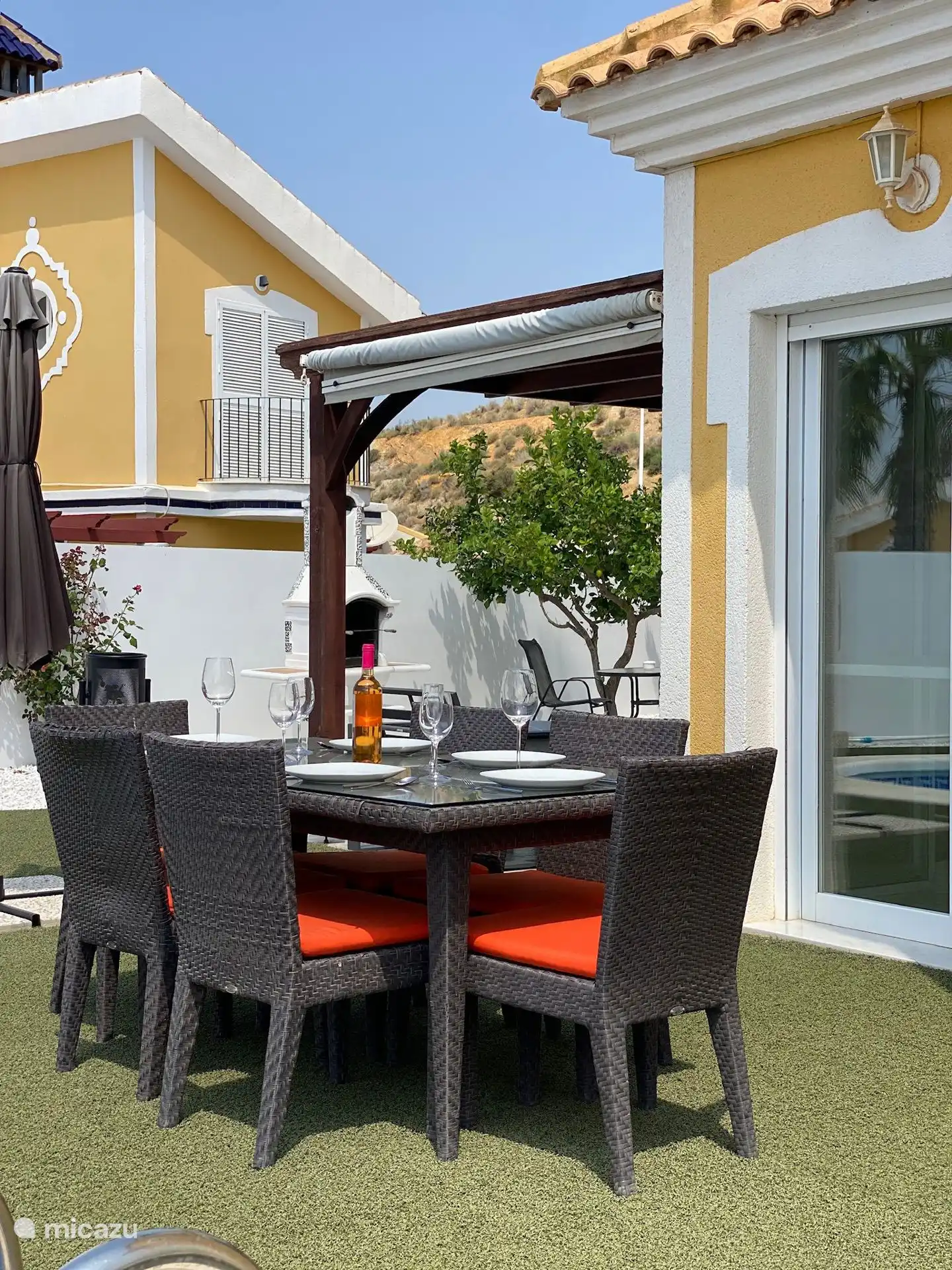 Delicious outdoor dining