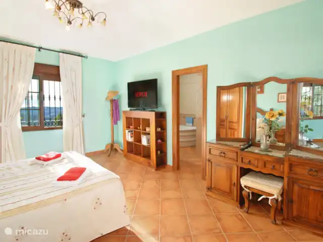 Villa Buenavista huren in Spanje, Costa del Sol, Comares - villa De slaapkamer is zeer ruim en heeft veel opbergruimte.
