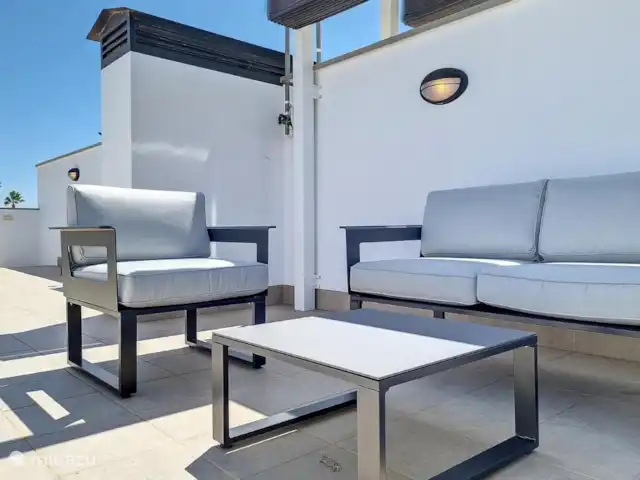 Location de Vacances Espagne, Costa Cálida, Lo Pagán, penthouse - Casa Luna Dorada - luxe Ensemble de salon, pour profiter des étoiles et de la lune dorée bien après le coucher du soleil.