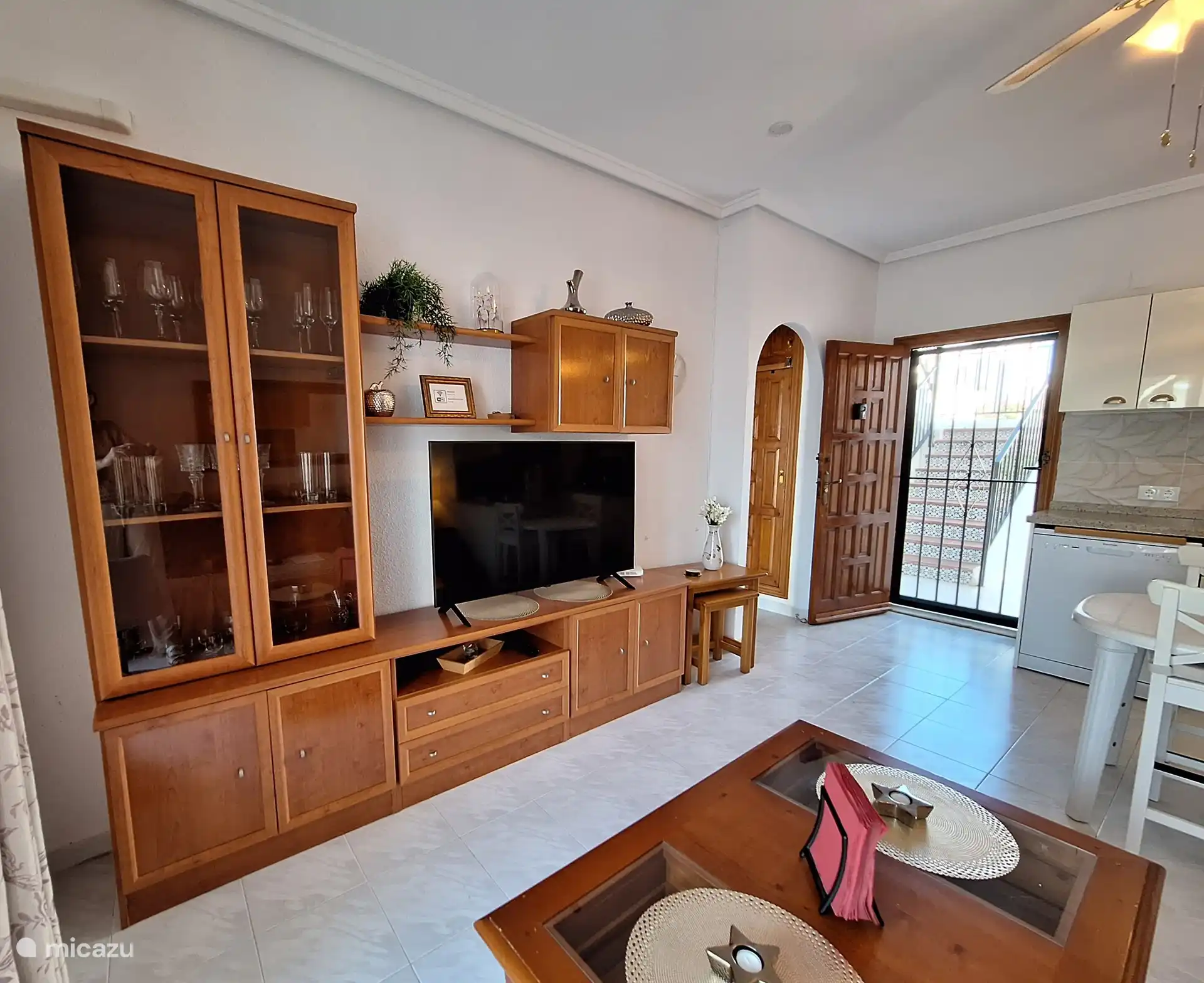 Smart-TV mit Cast- und Stream-Funktion