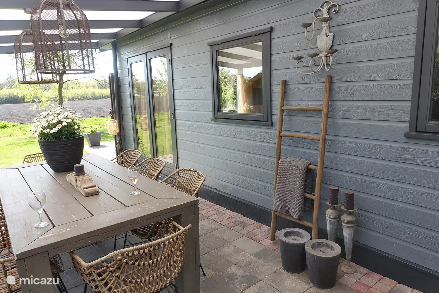 5 persoons chalet Capfun Stoetenslagh, overdekt terras 2