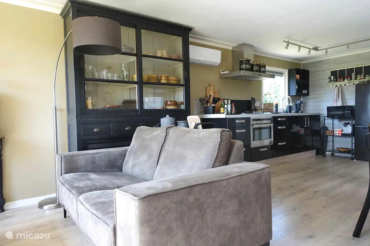 5 persoons chalet Capfun Stoetenslagh, woonkamer