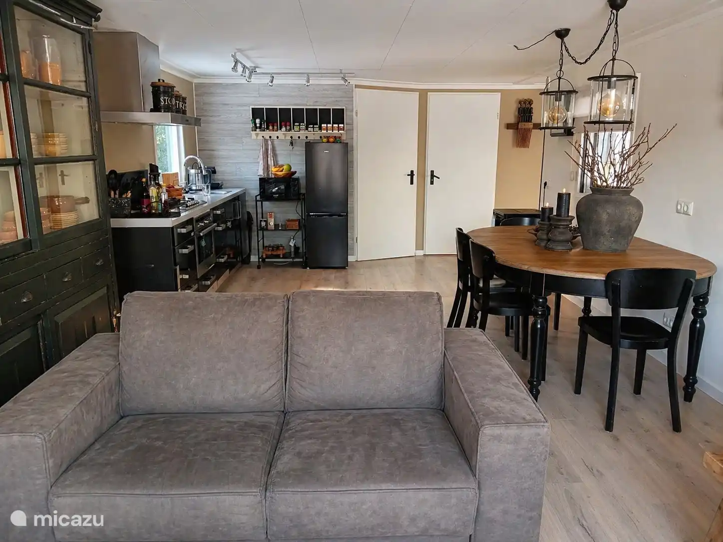 5 persoons chalet Capfun Stoetenslagh, woonkamer zitgedeelte