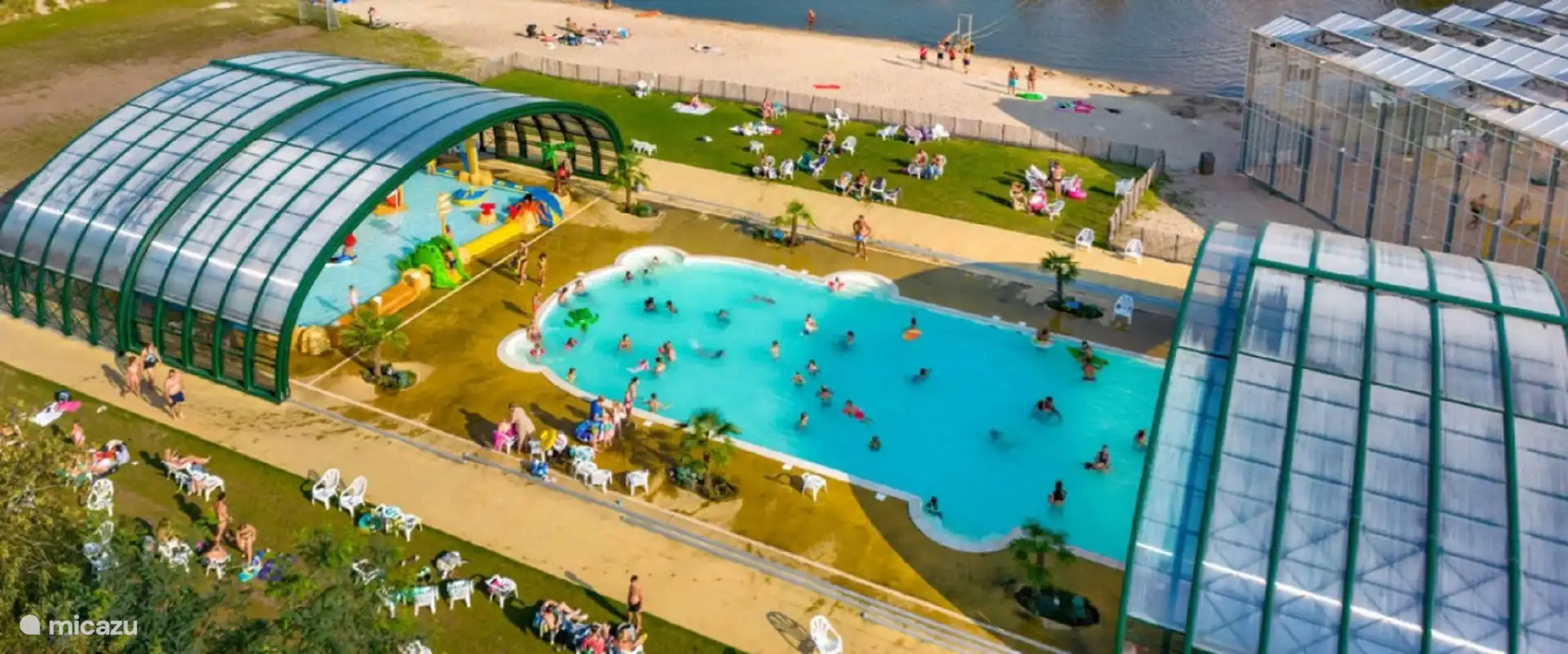 5 persoons Chalet de Wilg, Rheezerveen. Gratis gebruik van Capfun Stoetenslagh, open en dicht zwembad.