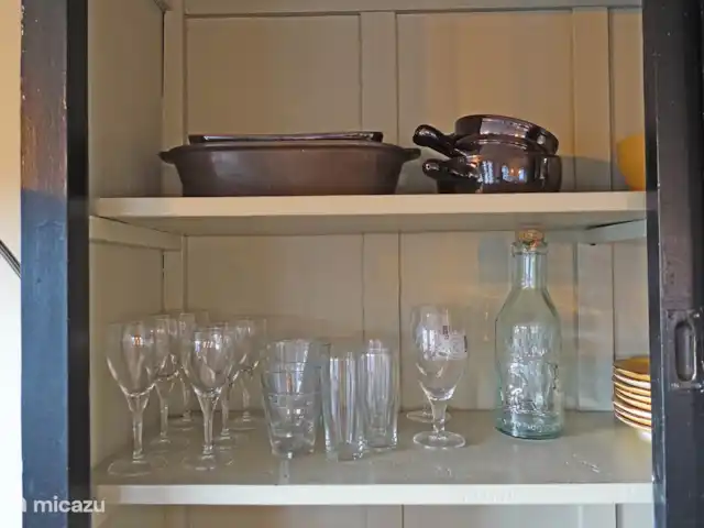 De Wilg, Stoetenslagh huren in Nederland, Overijssel, Rheezerveen - chalet 5 persoons chalet De Wilg, Rheezerveen. Ovenschalen en glaswerk