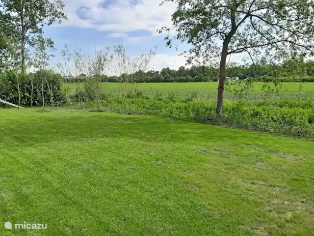 De Wilg, Stoetenslagh huren in Nederland, Overijssel, Rheezerveen - chalet 5 persoons Chalet de Wilg, Rheezerveen. Grote vrije tuin aan de rand van het park met veel privacy en vrij uitzicht over de landerijen