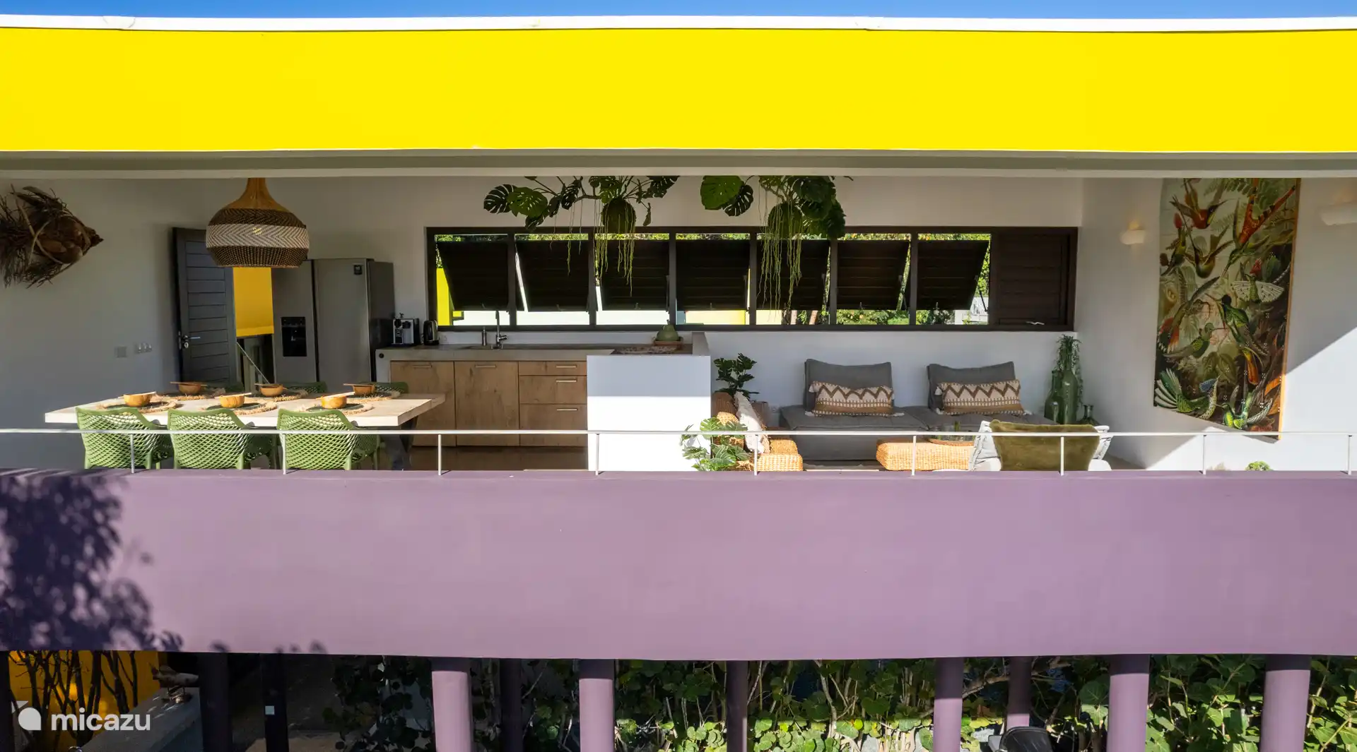 Drohnenaufnahme des Wohnzimmers