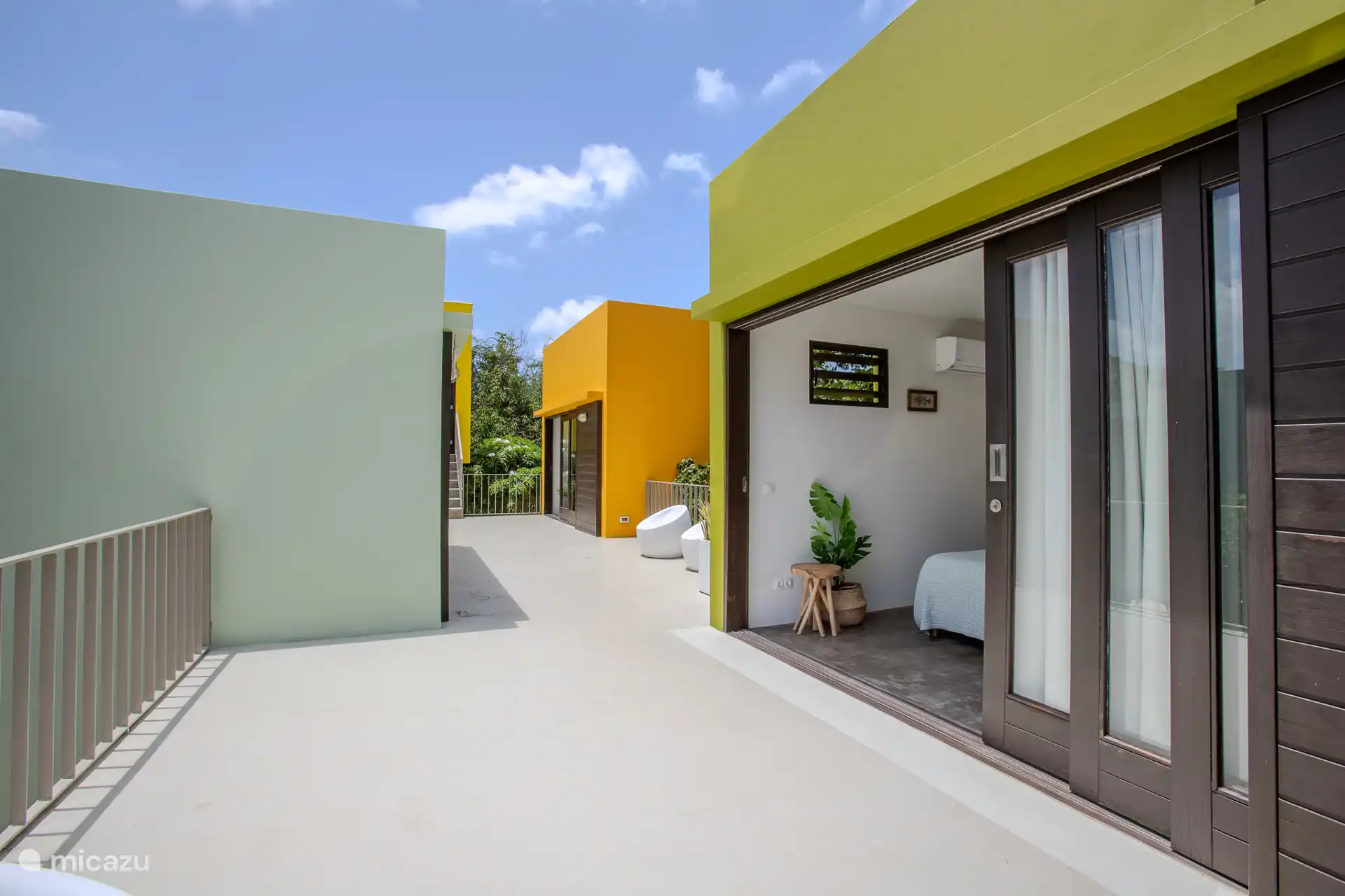 Die Villa Lotus verfügt über 3 separate Schlafzimmer, jedes mit eigenem Bad en-suite