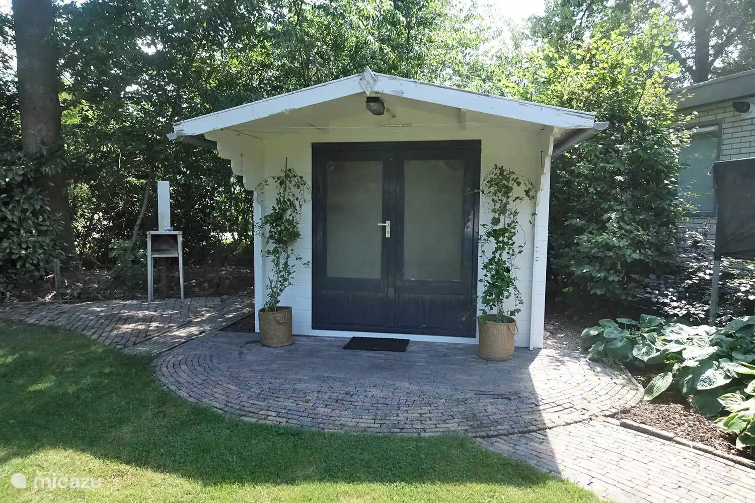 Garden shed 