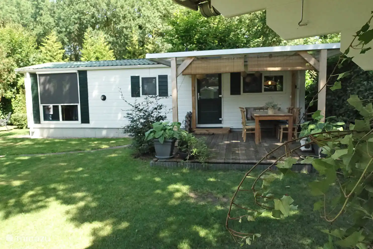 Chalet de Eik at Capfun Stoetenslagh