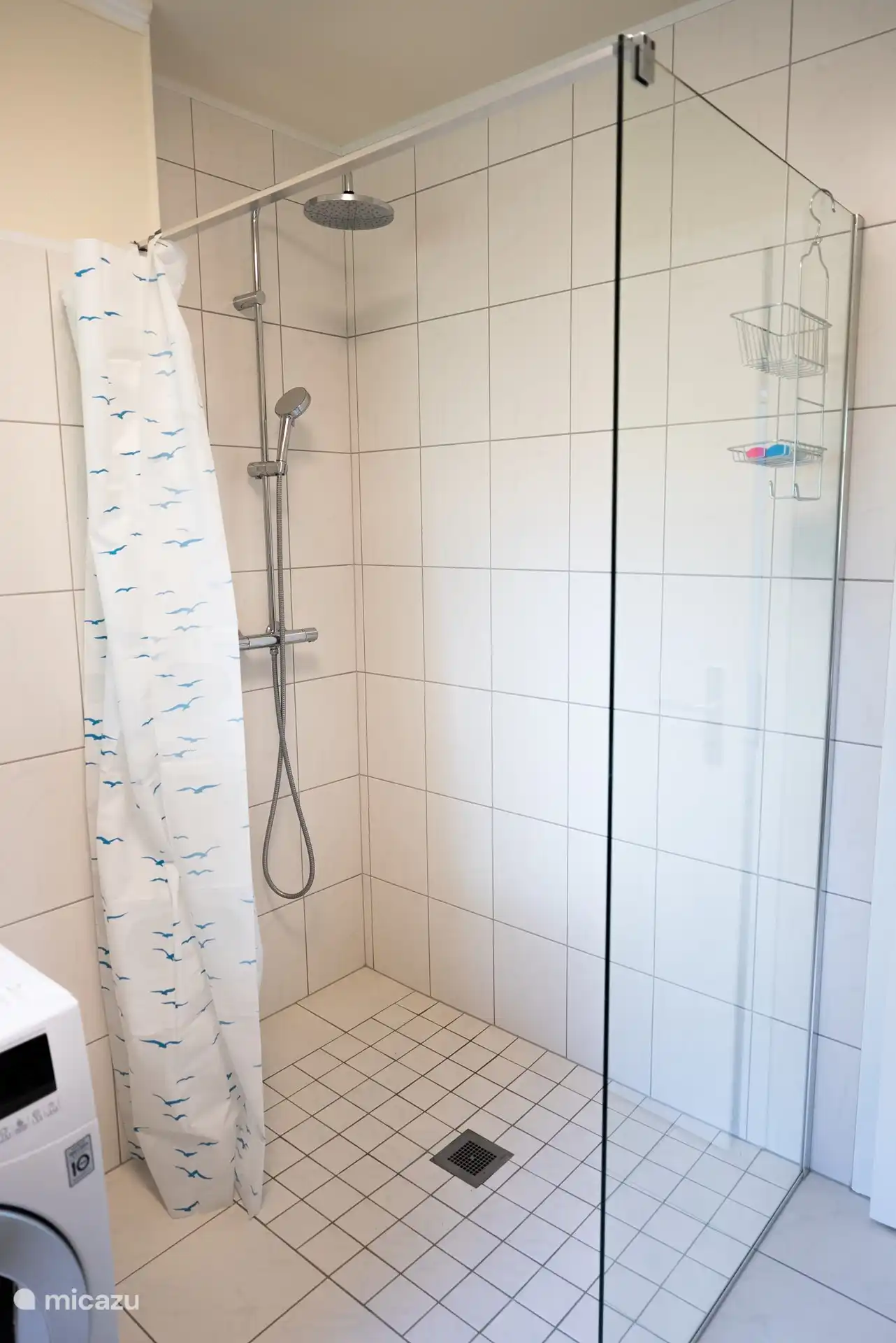 Large rain shower on the ground floor