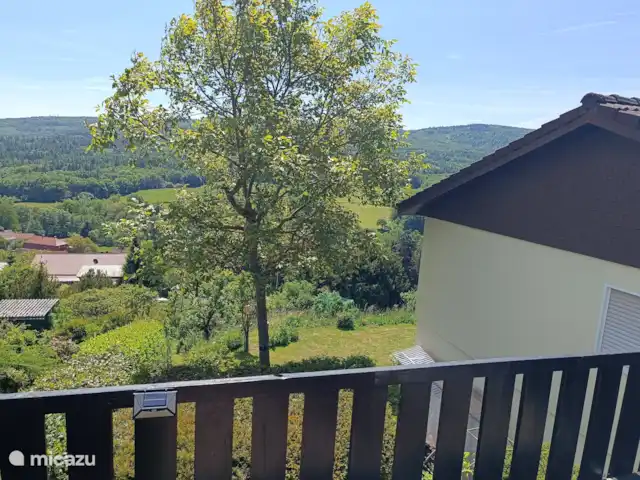 Location de Vacances Allemagne, Hesse, Bad Wildungen, appartement - Appartement zum Märchenwald ****  Vue depuis le parking