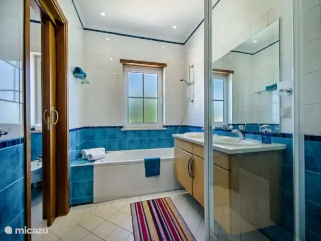 Location de Vacances Portugal, Algarve, Quarteira, villa - Villa Sol Golfe Salle de Bains