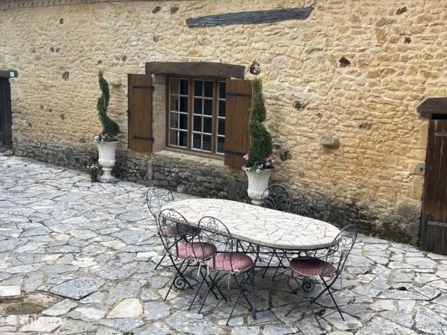 Scarpat Sérénite | France, Dordogne, Le Buisson-de-Cadouin - maison de vacances Coin salon extérieur devant la première maison