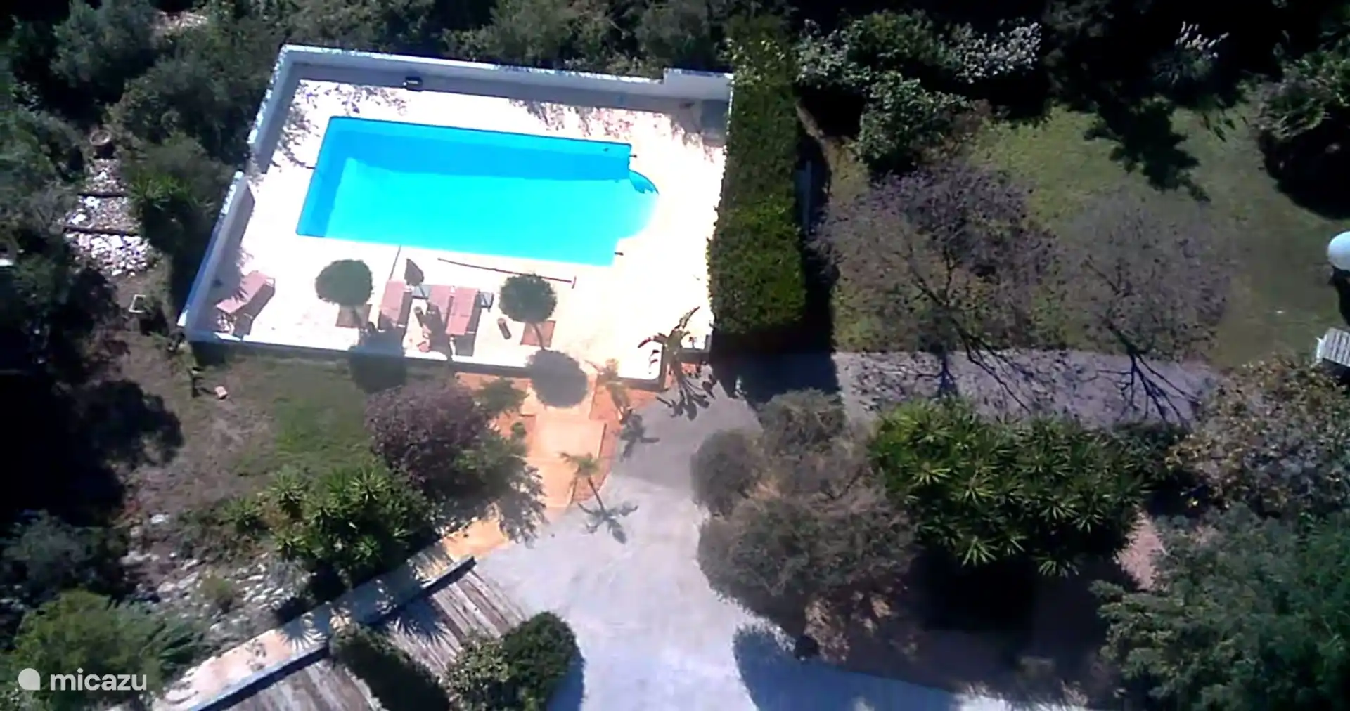 Das schöne Schwimmbad