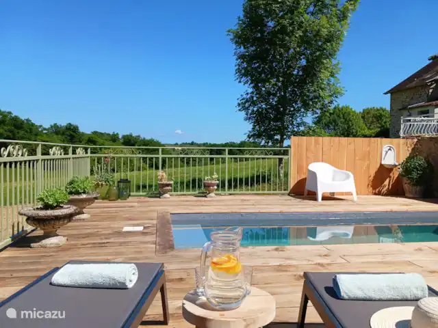 Uni-Vert avec piscine privée | France, Haute-Vienne, Coussac-Bonneval - gîte / cottage Piscine